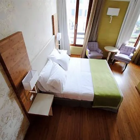 Otel Eden Sirmione